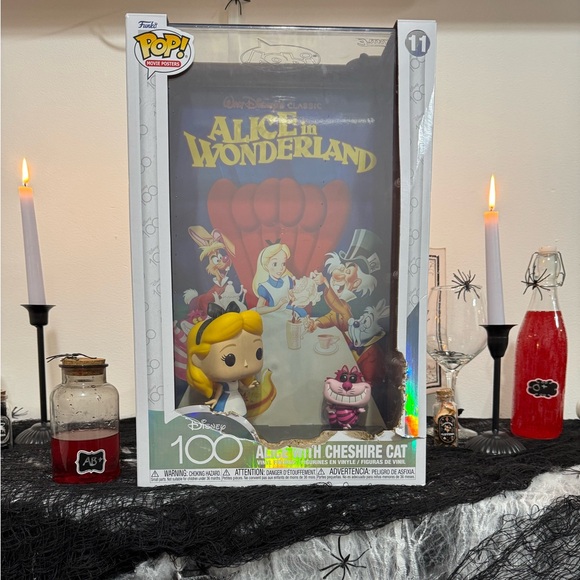 Funko Other - Funko Alice in Wonderland with Cheshire Cat